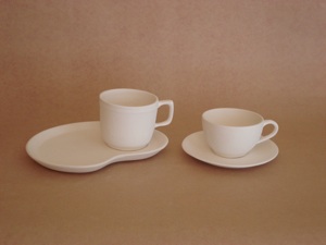 Bean saucer (soup/tea/egg) & tea cup 'n saucer